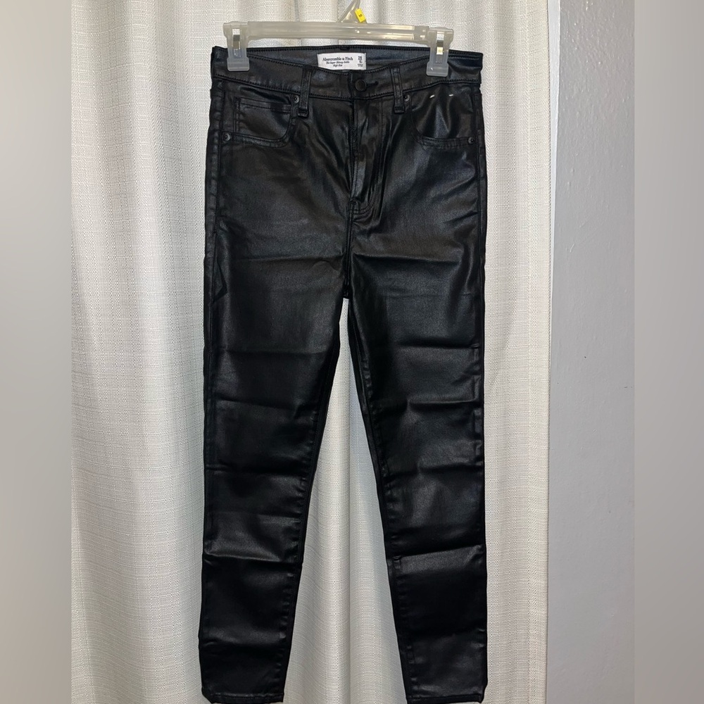 Abercrombie & Fitch Skinny High Rise Faux Leather